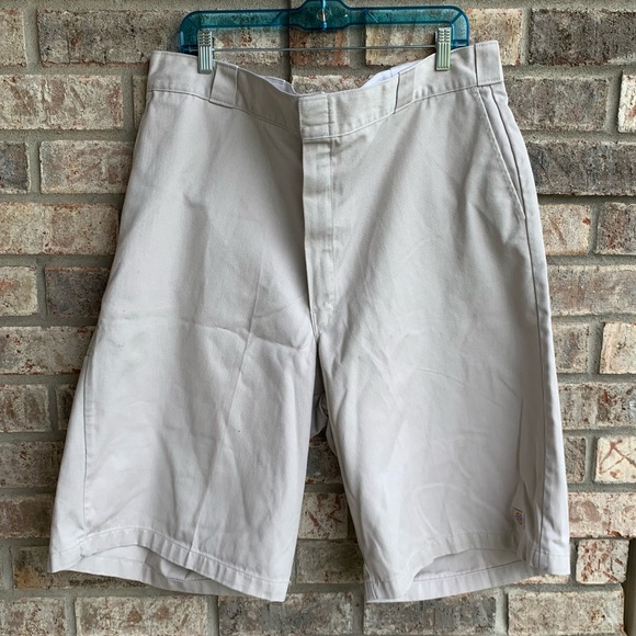 ππ£ Dickies khaki work shorts - Picture 1 of 8